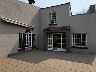 5 Bedroom House For Sale in Meyerton - rspz.webp