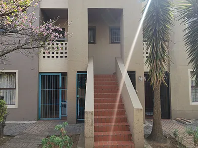 2 Bedroom Townhouse For Sale in Alberton - cN9X.webp
