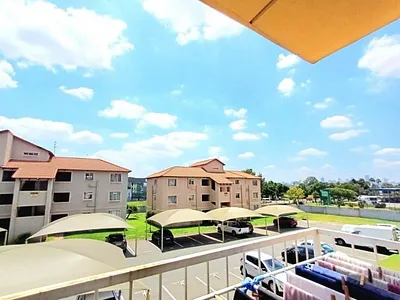 3 Bedroom House For Sale in Johannesburg - iUDG.webp