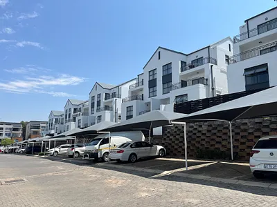 1 Bedroom Apartment For Sale in Johannesburg - VEum.webp