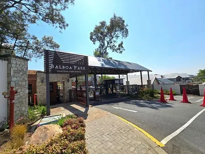 2 Bedroom Apartment To Rent in Johannesburg - wZgw.webp