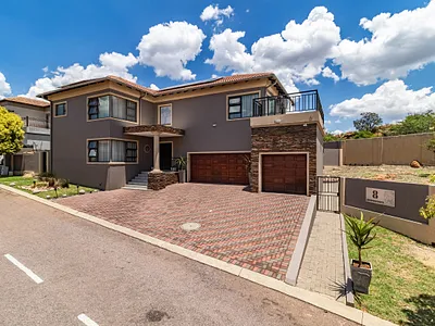 4 Bedroom House For Sale in Alberton - img
