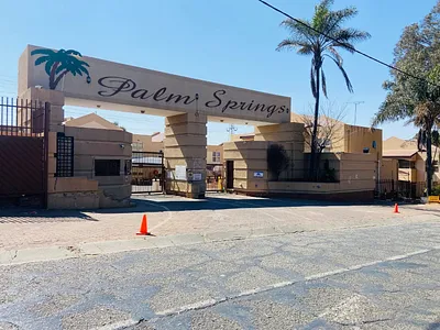 2 Bedroom Apartment For Sale in Johannesburg - Ycse.webp