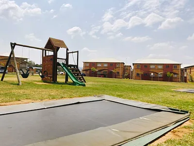 2 Bedroom Apartment For Sale in Pretoria - 3xbJ.webp