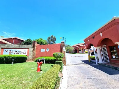 3 Bedroom Apartment To Rent in Randburg - 4CWY.webp