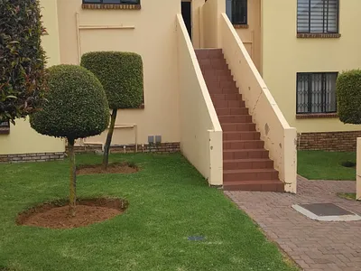 2 Bedroom Townhouse For Sale in Johannesburg - BK0S.webp