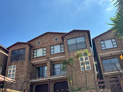 2 Bedroom Apartment For Sale in Johannesburg - img