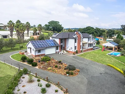 6 Bedroom House For Sale in Randburg - VRnn.webp