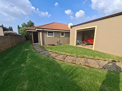 3 Bedroom House For Sale in Boksburg - Az9b.webp