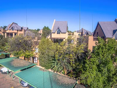 2 Bedroom Townhouse For Sale in Sandton - aILn.webp