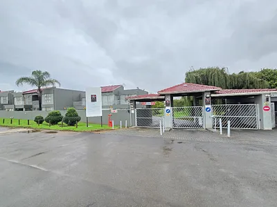 2 Bedroom Townhouse For Sale in Johannesburg - img