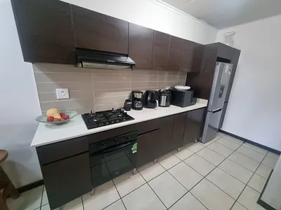 3 Bedroom Apartment For Sale in Johannesburg - img