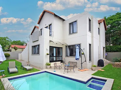 4 Bedroom House For Sale in Sandton - faJx.webp