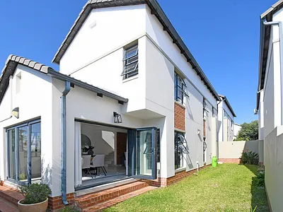 3 Bedroom House For Sale in Sandton - kXAW.webp