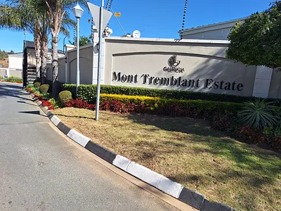 3 Bedroom House To Rent in Sandton - 2fPd.webp