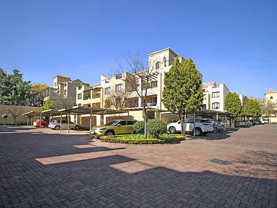 1 Bedroom Apartment For Sale in Sandton - ftKd.webp