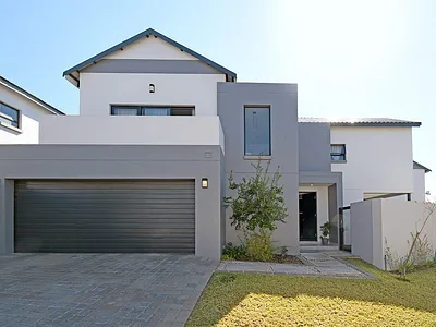 3 Bedroom House For Sale in Sandton - M3UQ.webp