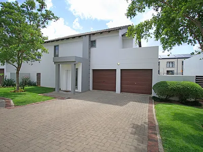 3 Bedroom House For Sale in Sandton - ZK86.webp