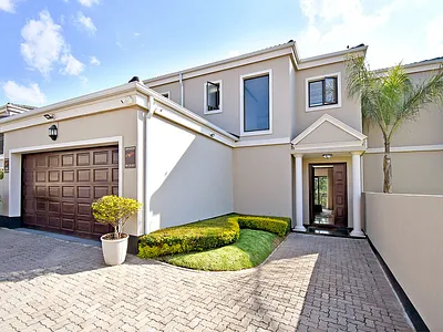 4 Bedroom House For Sale in Sandton - img