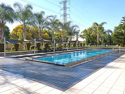 2 Bedroom Apartment For Sale in Sandton - img