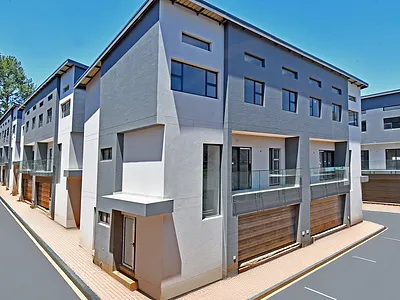 3 Bedroom House For Sale in Sandton - pdFB.webp