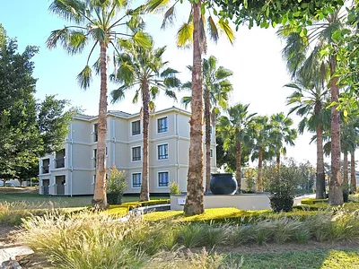 2 Bedroom Apartment For Sale in Sandton - img