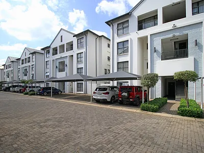 2 Bedroom Apartment For Sale in Sandton - img