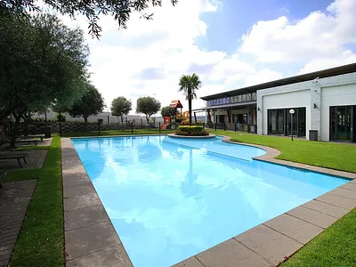 3 Bedroom Apartment For Sale in Sandton - img
