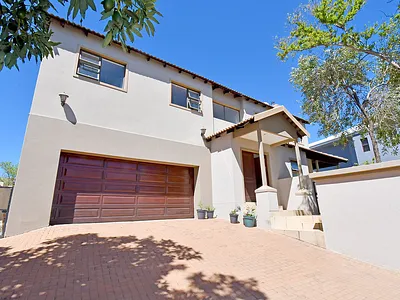 3 Bedroom House For Sale in Sandton - img