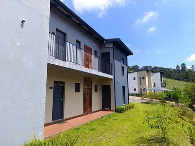 2 Bedroom Townhouse To Rent in Hillcrest - CxhE.webp