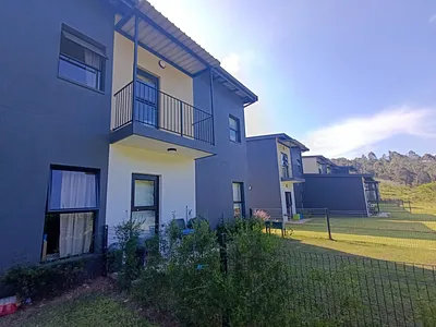 2 Bedroom Townhouse To Rent in Hillcrest - 1PET.webp