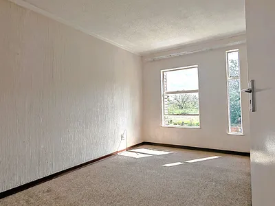 3 Bedroom Apartment For Sale in Vereeniging - CDQy.webp