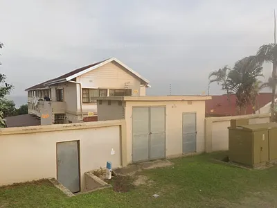 2 Bedroom Townhouse For Sale in Margate - 9rA6.webp