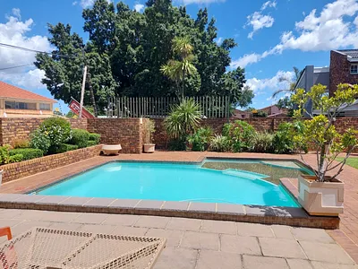 3 Bedroom Apartment To Rent in Randburg - img