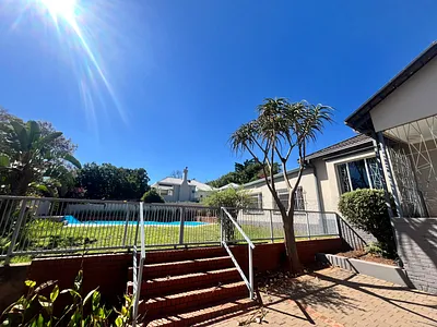 7 Bedroom House To Rent in Pretoria - img