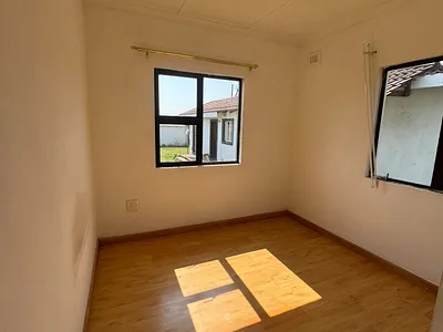 2 Bedroom House To Rent in Howick - zdkl.webp