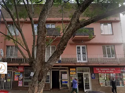 2 Bedroom Apartment For Sale in Pietermaritzburg - LlE1.webp