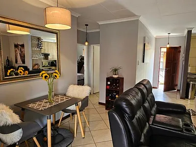 2 Bedroom Apartment For Sale in Alberton - sgbR.webp