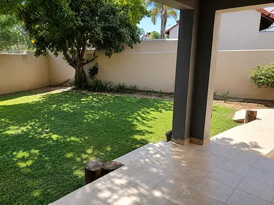 2 Bedroom Townhouse For Sale in Edenvale - img