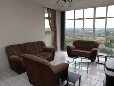 2 Bedroom Apartment To Rent in Bedfordview - img