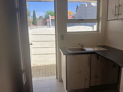 2 Bedroom Apartment To Rent in Kempton Park - img