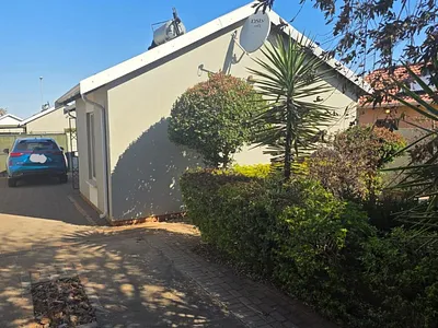 2 Bedroom House For Sale in Alberton - mrxu.webp