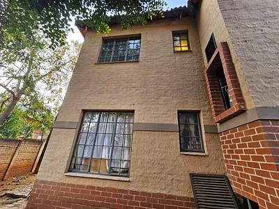 3 Bedroom Apartment For Sale in Rustenburg - 6fvY.webp