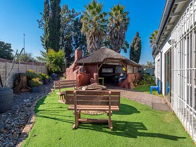 4 Bedroom House For Sale in Alberton - o94S.webp