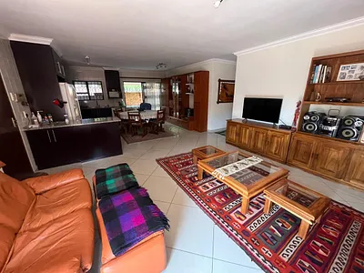 3 Bedroom House For Sale in Alberton - RcIz.webp