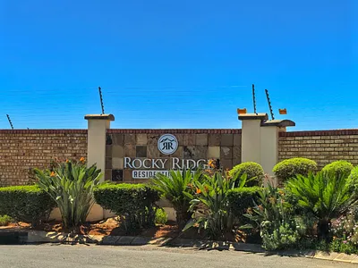 2 Bedroom Apartment To Rent in Roodepoort - gIQV.webp