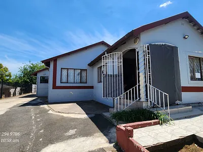 3 Bedroom House For Sale in Pietermaritzburg - BnVF.webp