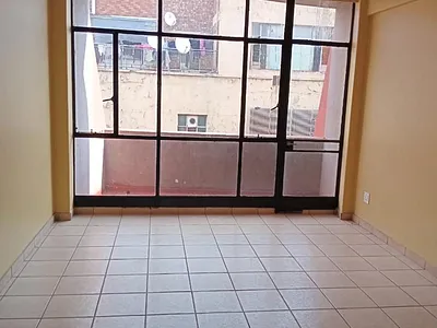 0.5 Bedroom Apartment To Rent in Johannesburg - UXRQ.webp