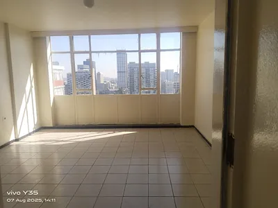 0.5 Bedroom Apartment To Rent in Johannesburg - Ehgf.webp
