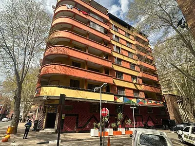 0.5 Bedroom Apartment To Rent in Johannesburg - mhff.webp